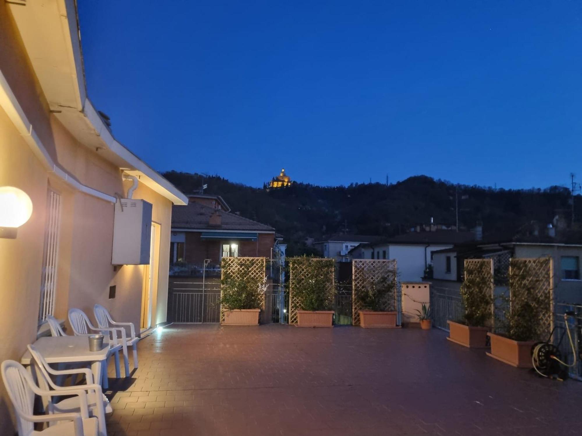 Attico Vista San Luca Appartement Bologna Buitenkant foto